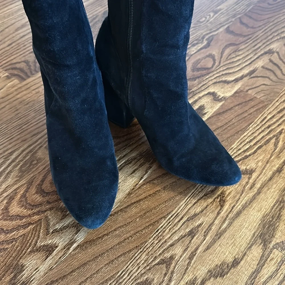 Cole Haan size 9 over knee suede boots
